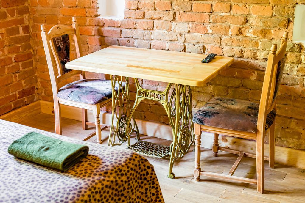 Nice Apartment Near Rynok Square Є Кондиціонер Світла Не Вимикали Lviv Bagian luar foto