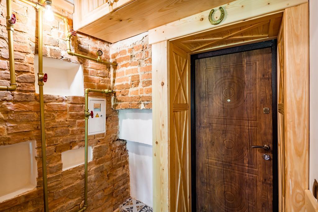 Nice Apartment Near Rynok Square Є Кондиціонер Світла Не Вимикали Lviv Bagian luar foto